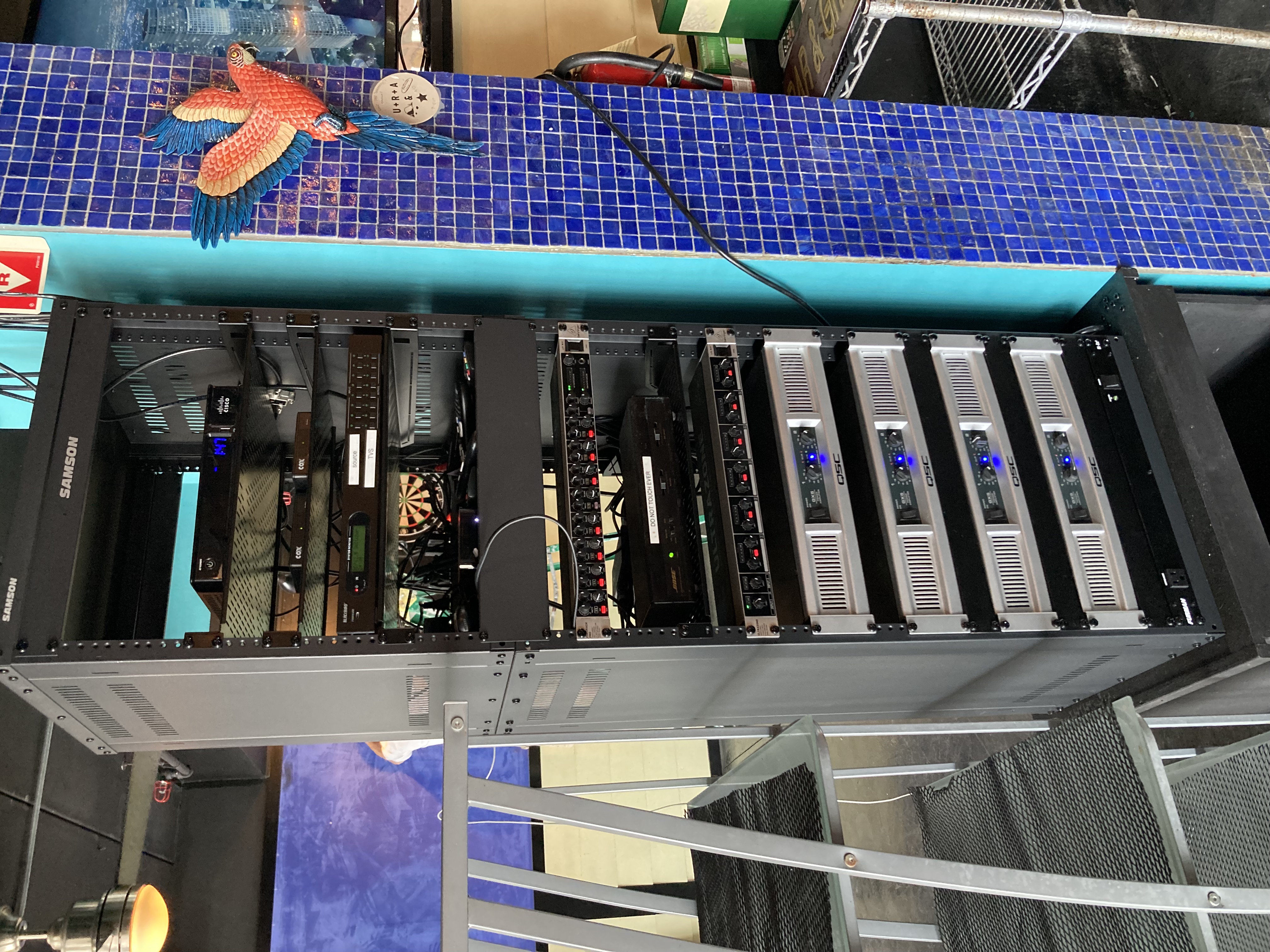 Smugglers rack front
